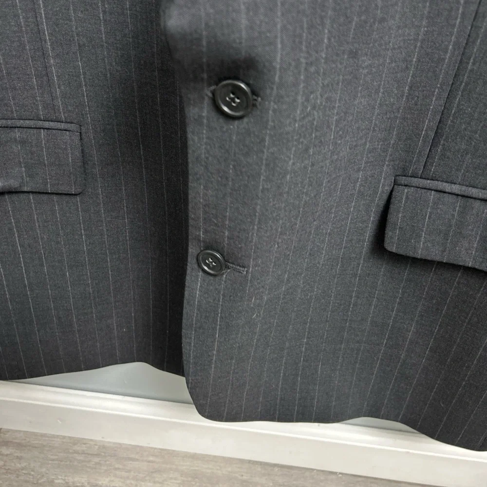 Vintage Brooks Brothers Brooksease Charcoal Gray Pinstripe Wool Blazer 46R